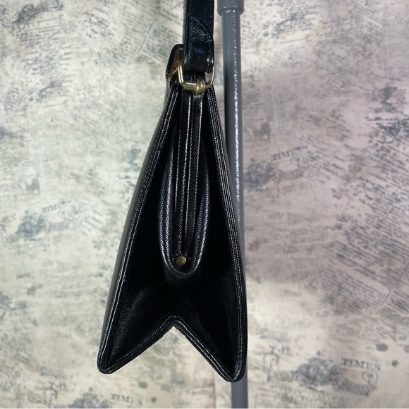 Etra Purse Vintage 1960's Black Leather French Hand painted with Pink Flowers - Picture 5 of 15